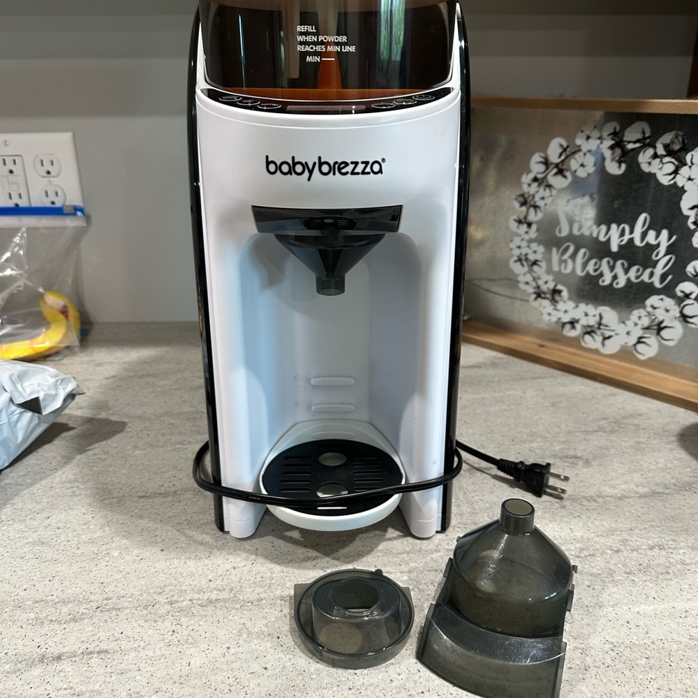 Baby Brezza Formula Pro Dispenser